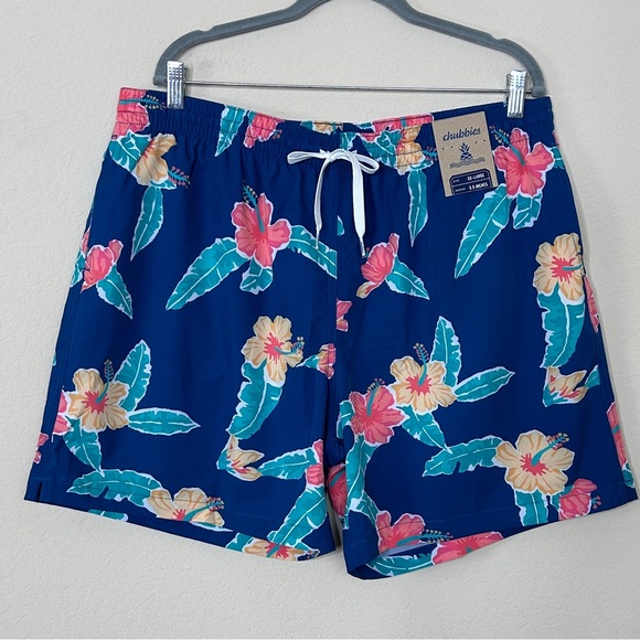 Chubbies The Floral Reefs Classic Swim Trunk - Men's - Picture 5 of 15